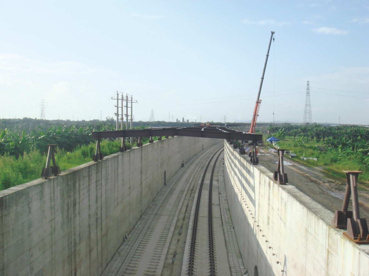 廣珠鐵路江門隧道鋼結構工程